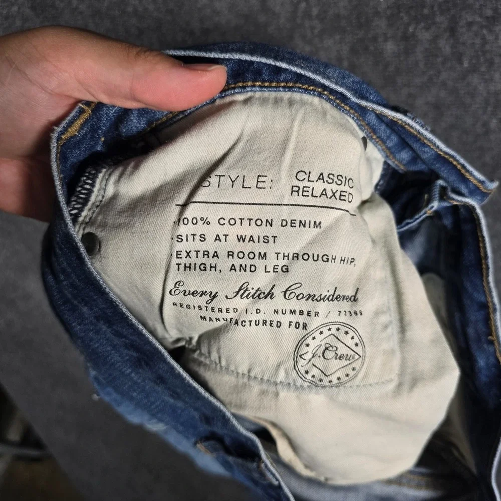 J. Crew Jeans Men's 31x31 Actual  Relaxed Fit Classic Blue Distressed Faded
